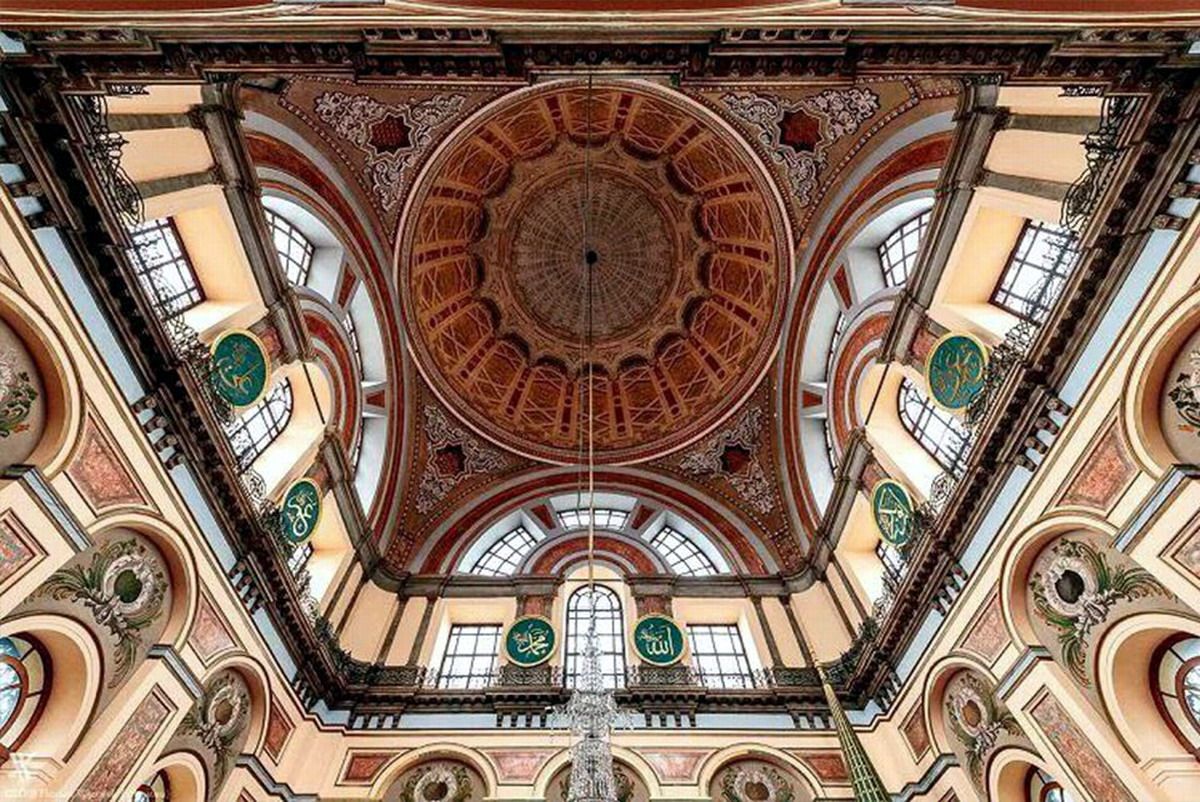 Obra de los arquitectos armenios Balyan: 