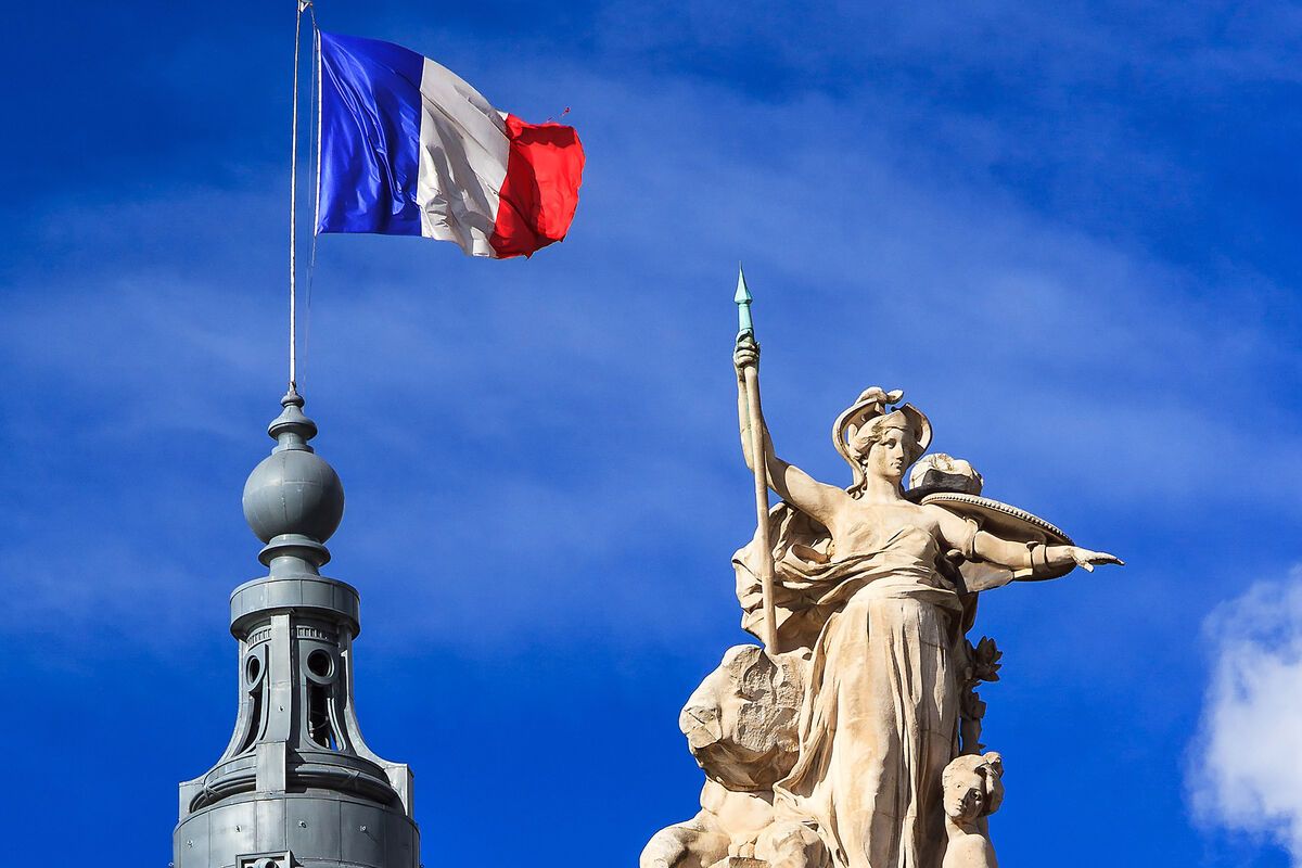 Armenia y Francia refuerzan tendrán un fortalecimiento significativo en defensa en 2025 pese a las tensiones regionales