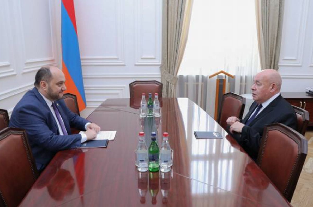 Prevista la apertura de una escuela de cine en Ereván en cooperación con Rusia