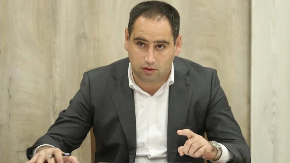 davit khudatyan ministro infraestructura