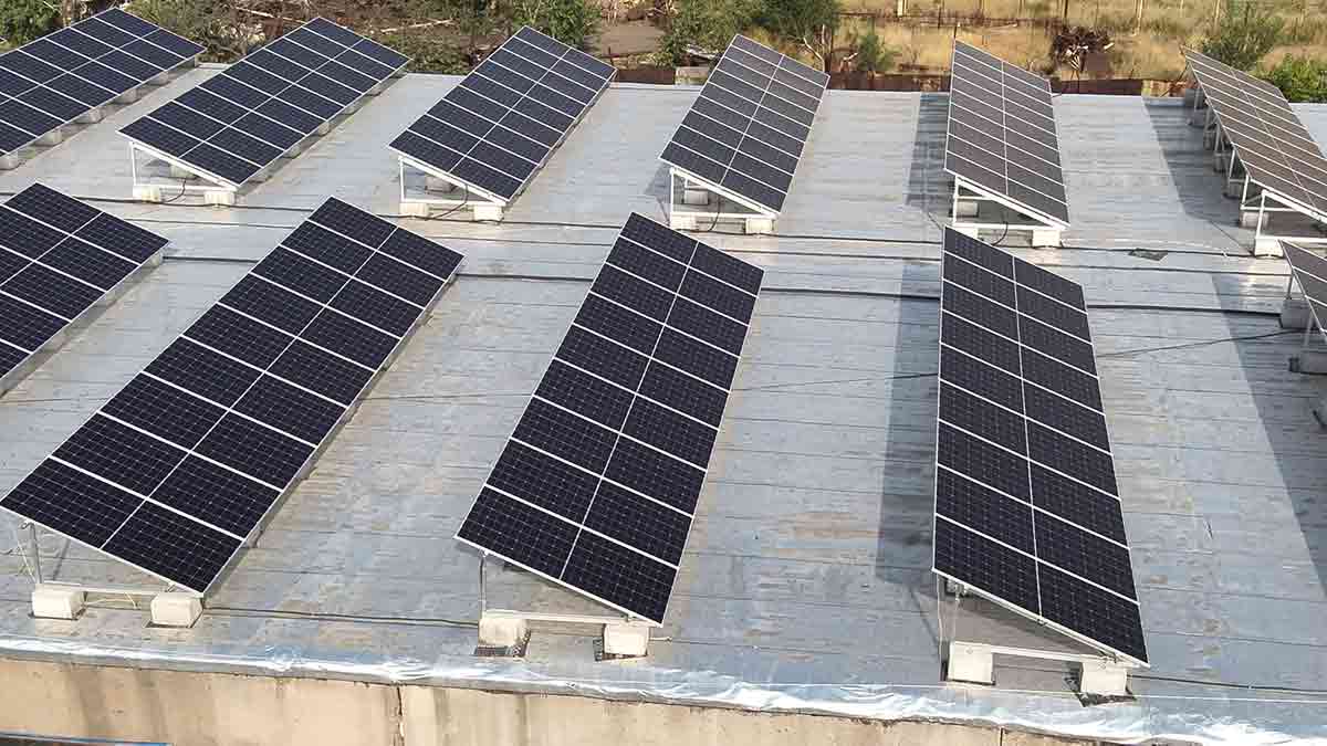 Proyecto para edificios públicos en Armenia reduce 40% el consumo energético