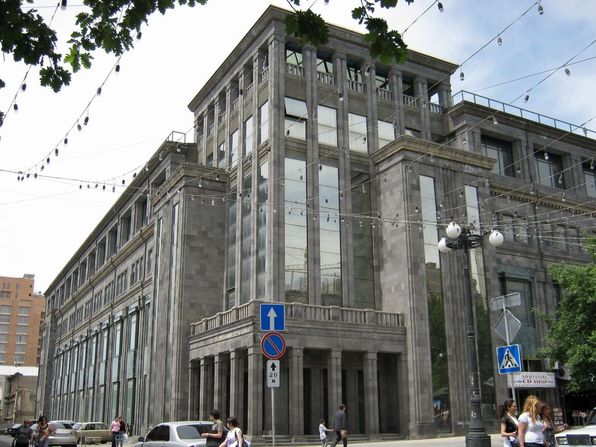 anticorrupción Armenia propiedad Ara Abramyan 