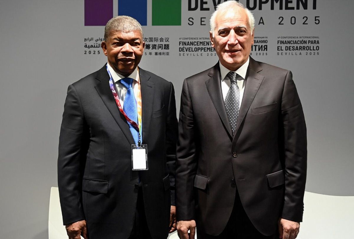 Armenia Angola diamante