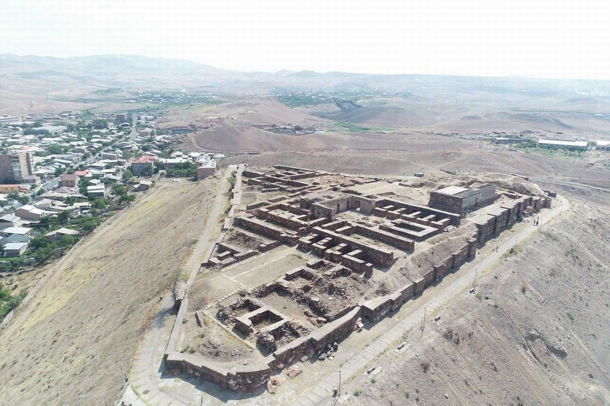 armenia excavaciones monumentos
