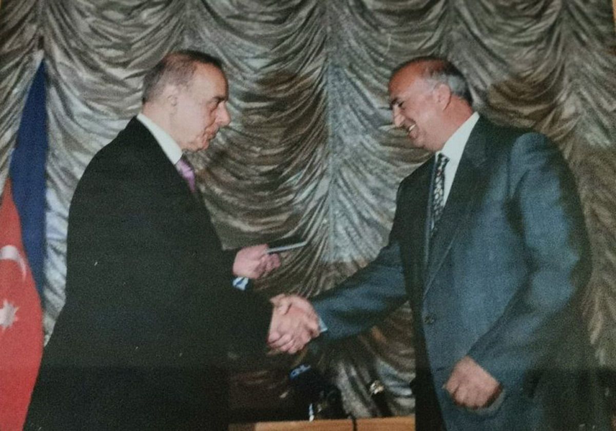 azerbaiyán egresión