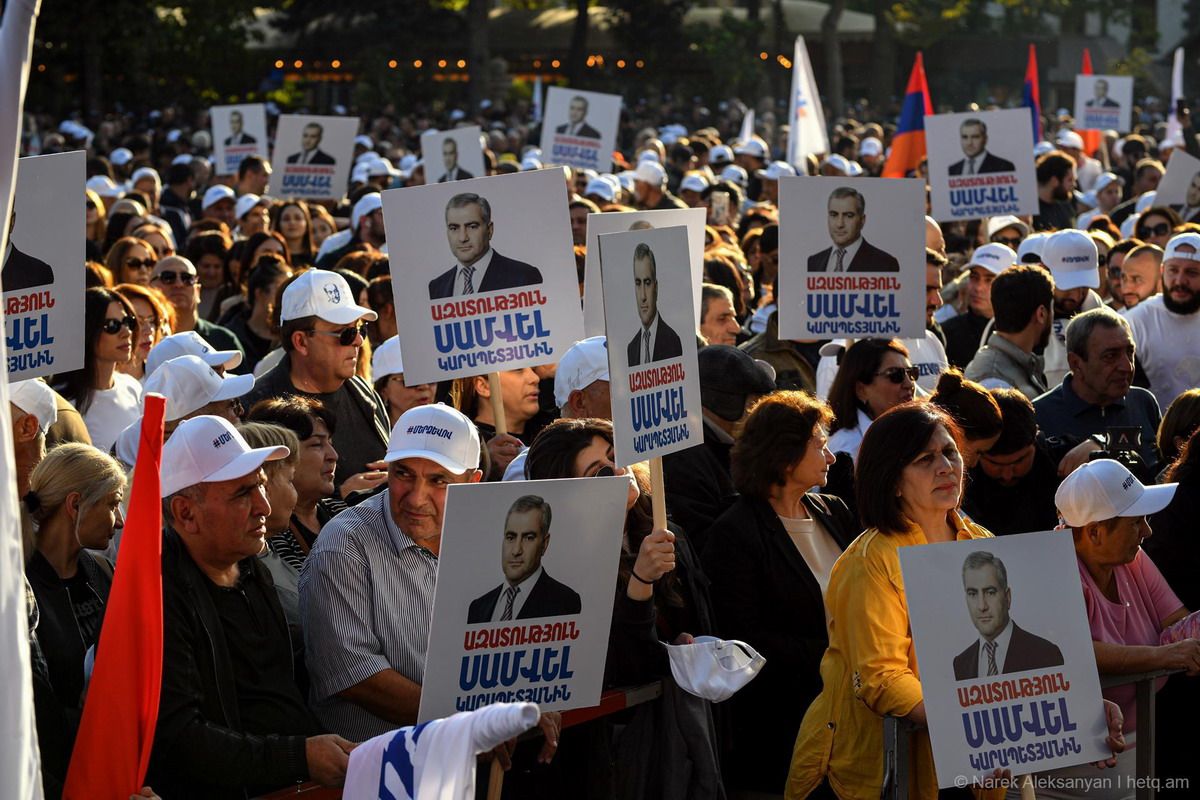 manifestación karapetyan