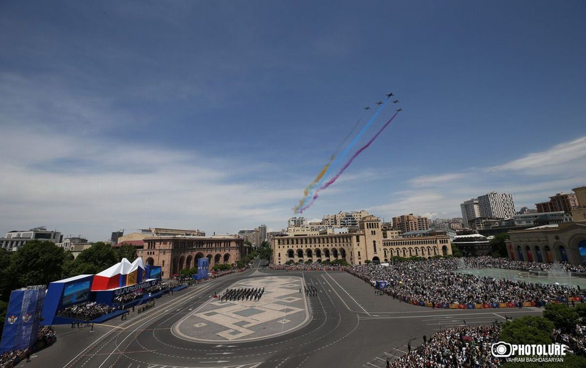 armenia desfile militar tecnológico