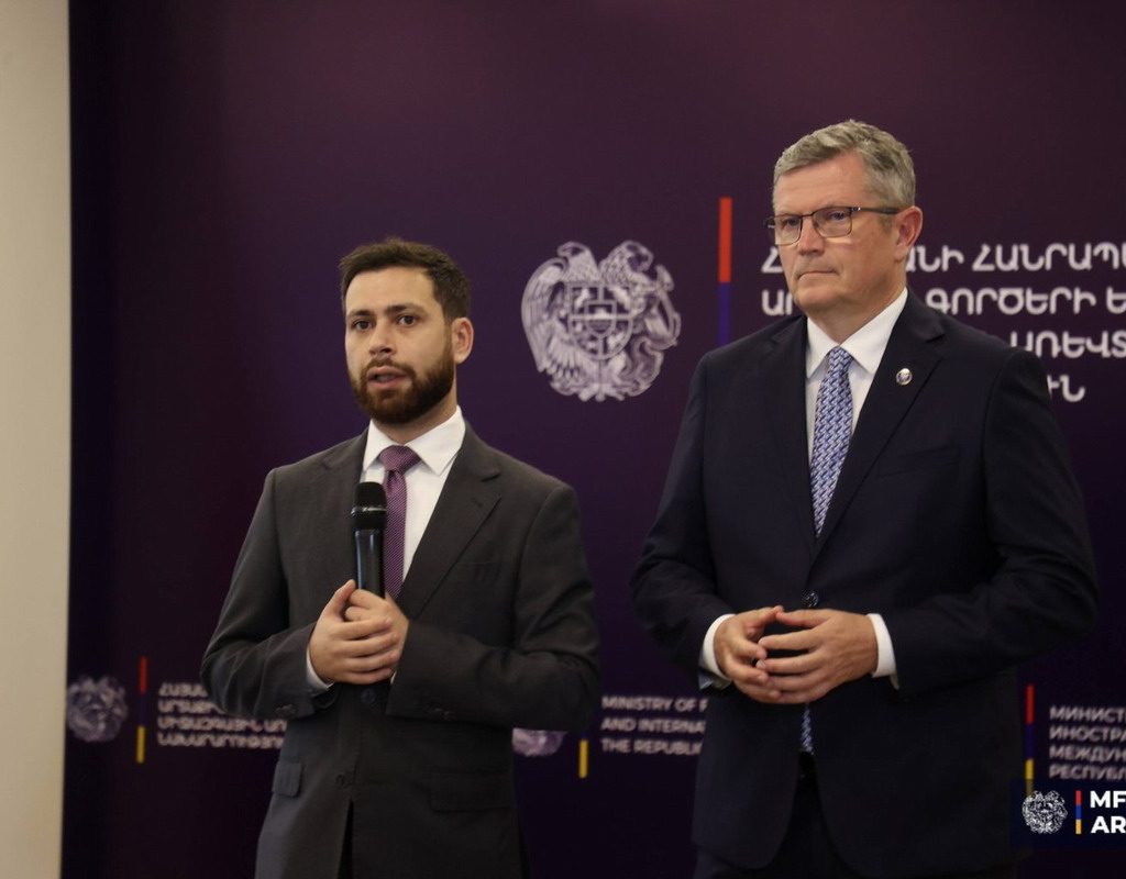 armenia polonia negocios