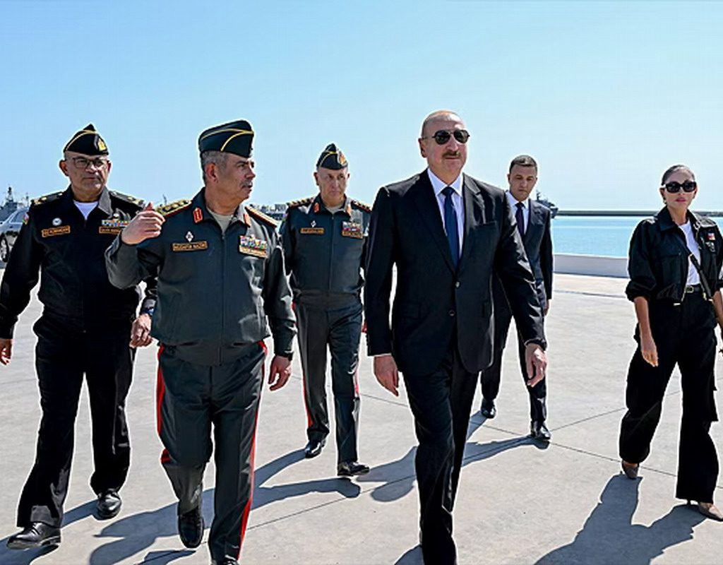 Azerbaiyán drones navales