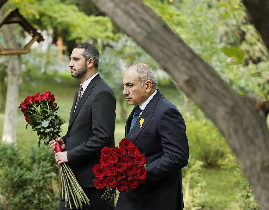 atentado parlamento armenia