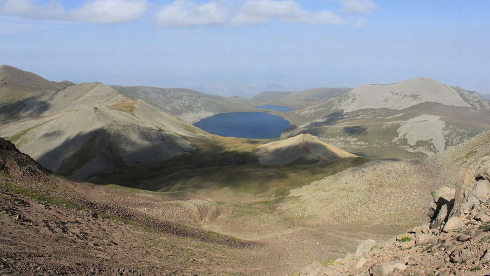 Armenia detiene a Azerbaiyán en el Lago Negro