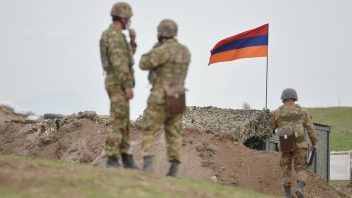Moscú está seriamente preocupada por el reciente aumento de incidentes armados que ocurren en ciertas secciones de la frontera entre Armenia y Azerbaiyán y pidió eviten agravar más la situación, dijo Alexander Bikantov, vocero de la Cancillería de Rusia.