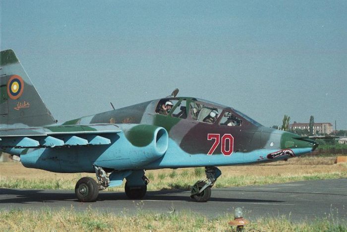 Armenia modernizará su avión de combate Su-25 y recibirá un nuevo un lote de cazas multipropósito Su-30SM de 4+ generaciones.