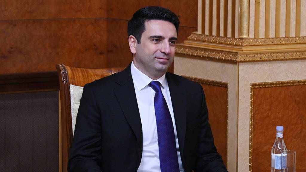 Alen Simonyan asume el cargo de presidente de Armenia