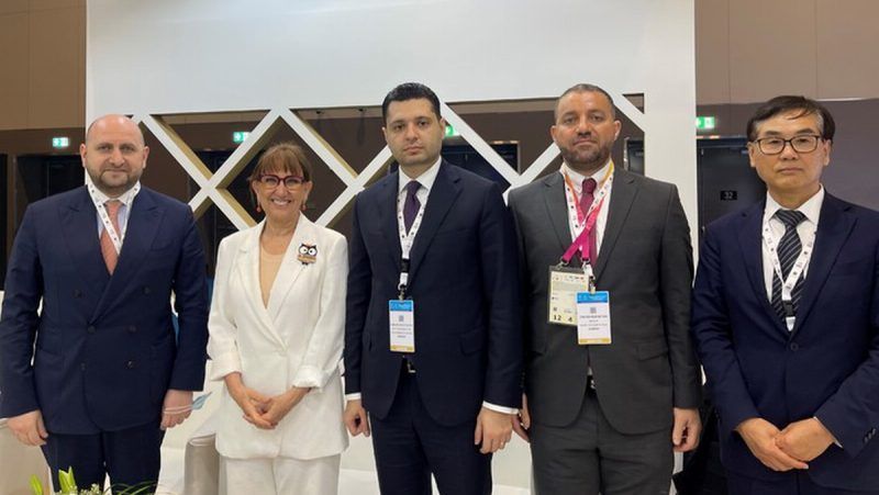 Armenia anuncia en Dubai que busca inversiones inteligentes
