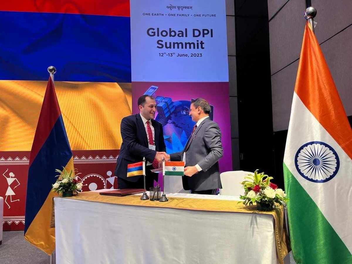 Armenia e India firman memorando de entendimiento para cooperación institucional