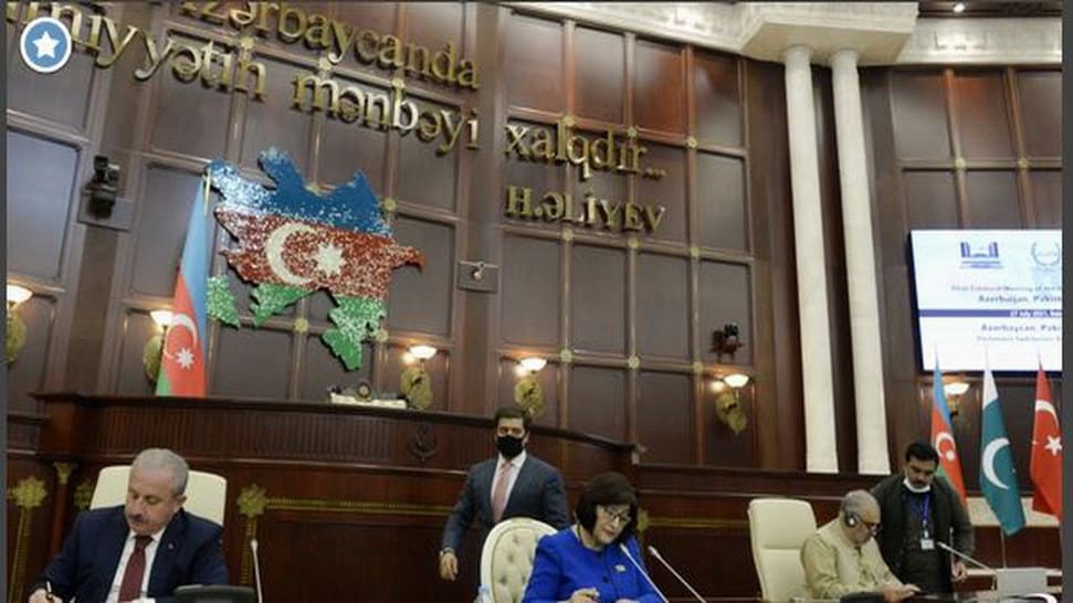 Turquía, Pakistán y Azerbaiyán contra Armenia