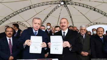 Azerbaiyán y Turquía quieren unir el mundo turco con Zangezur