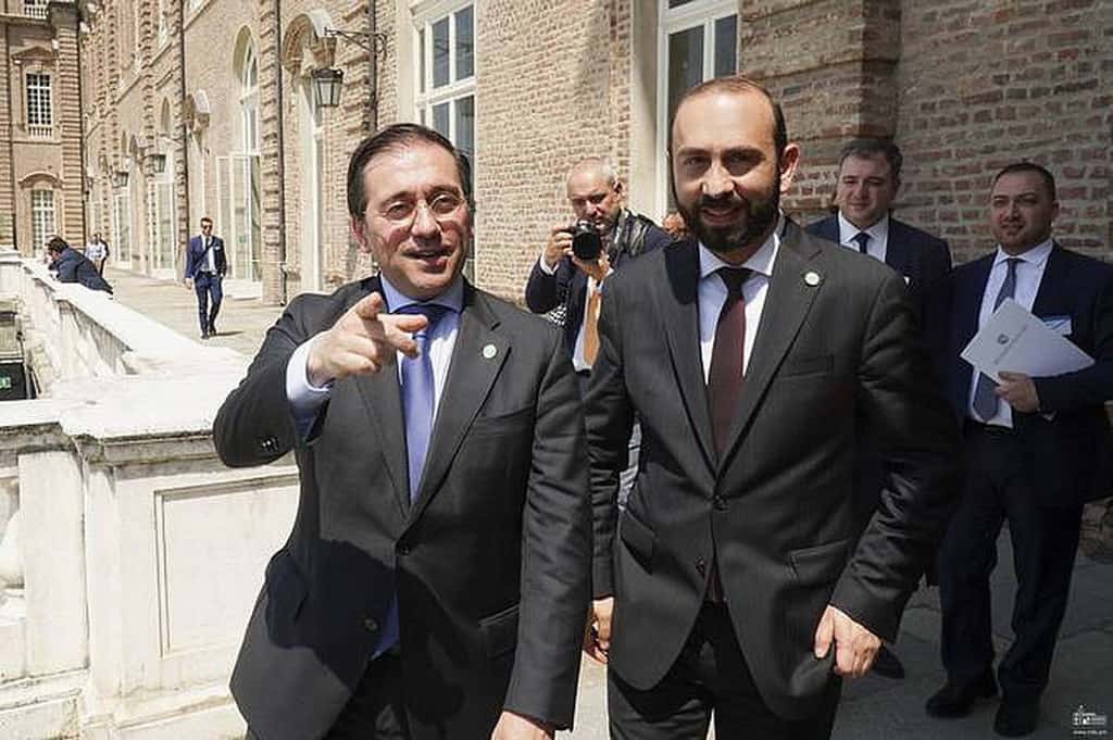 España abre representación permanente en Armenia
