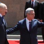 Aliyev ofreció a Sargsyan US$5.000 millones por las regiones alrededor de Karabaj