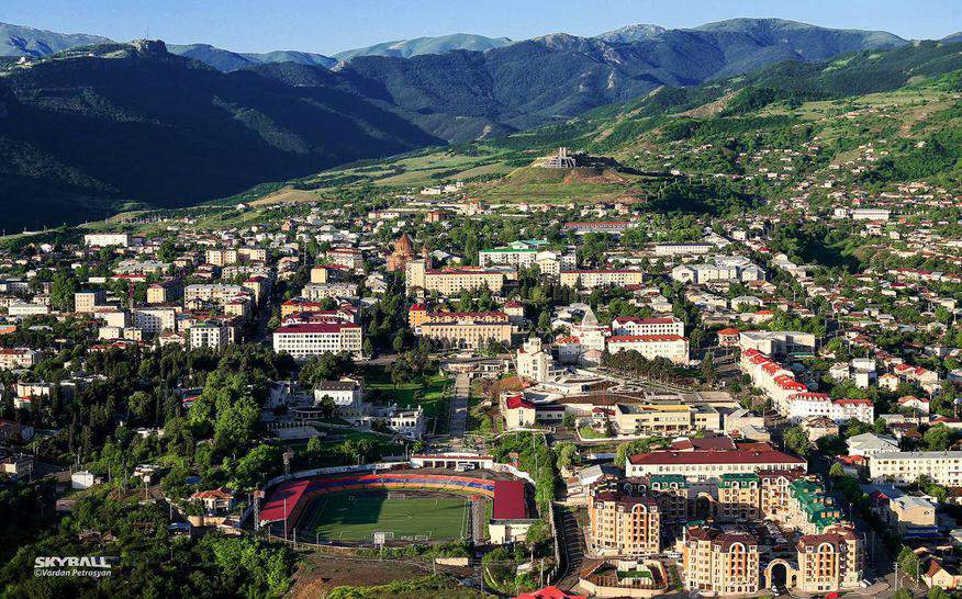 Stepanakert, la capital de la República de Artsaj, celebra su 97 aniversario