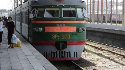 Los ministros de Transporte de Rusia y Armenia revolvieron sus diferencias en torno al ferrocarril del Cáucaso Sur, una filial 100% de Ferrocarriles Rusos (OJSC), que gestiona la infraestructura ferroviaria de Armenia.