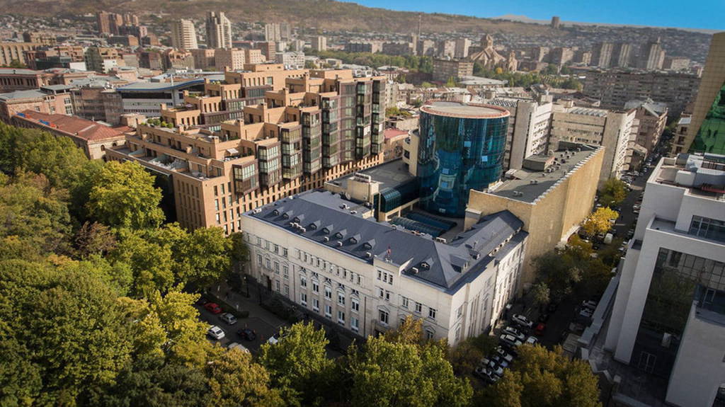 Los rusos abren un número récord de depósitos en bancos armenios