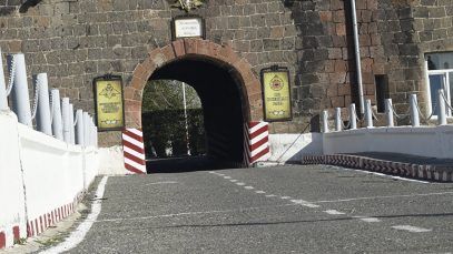 base rusia armenia Syunik