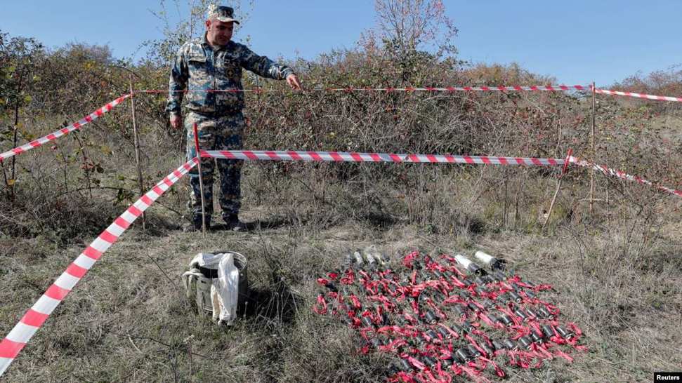 Human Rights Watch y Amnistía Internacional confirman que Azerbaiyán usa bombas de racimo contra Artsaj