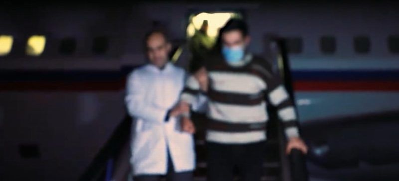 Protestan familiares de los prisioneros de guerra en Ereván