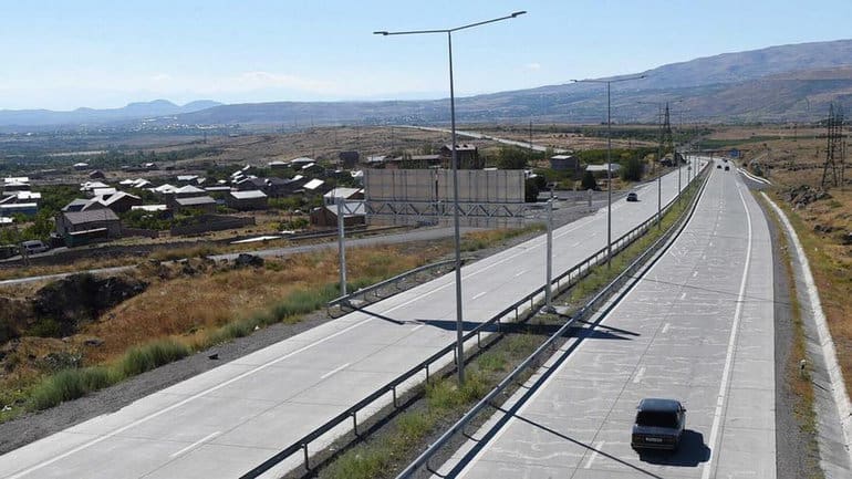 El gobierno armenio enajenará terrenos para la construcción de la sección del Corredor de Transporte Norte-Sur