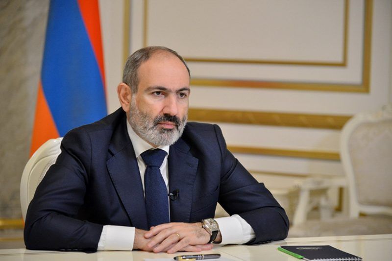 Pashinyan quiere reanudar conversaciones con Azerbaiyán