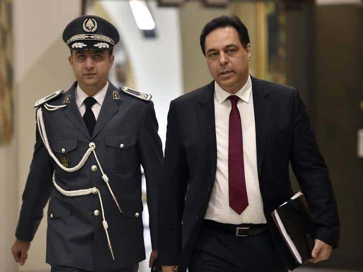 El primer ministro libanés, Hassan Diab, ha anunciado la dimisión de su gobierno