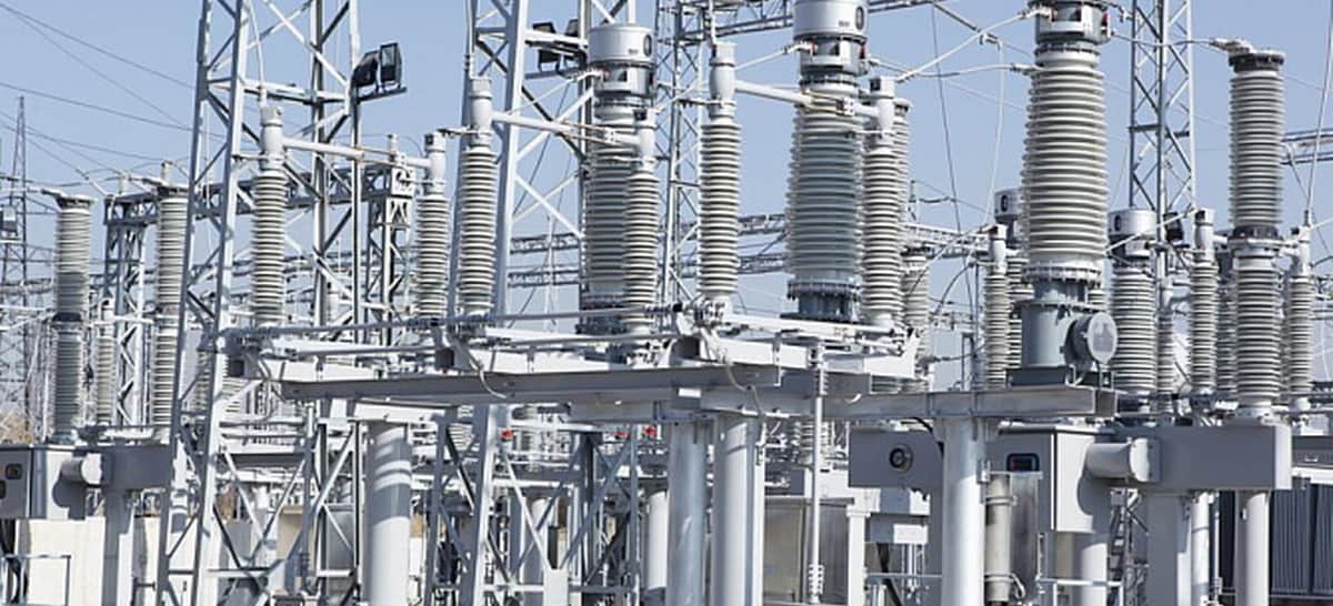 Pashinyan recomendó a Armenia como hub de electricidad en la región