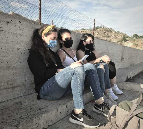 Armenios esperan que empeore situación económica por COVID-19