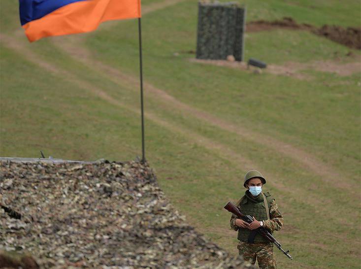 frontera armenia trinchera