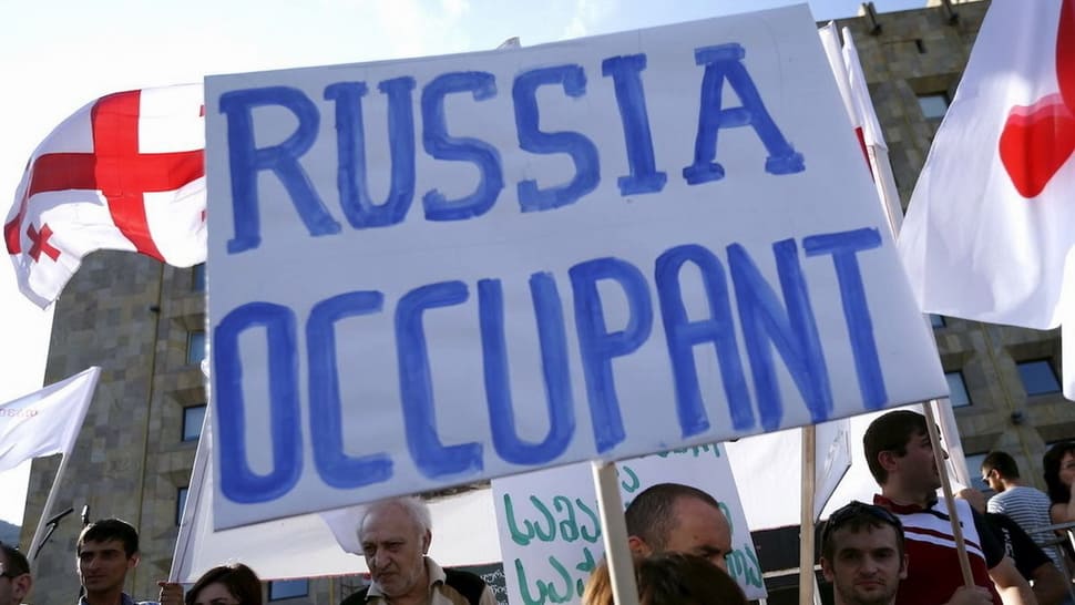 La mitad de Georgia apoya el diálogo con Rusia