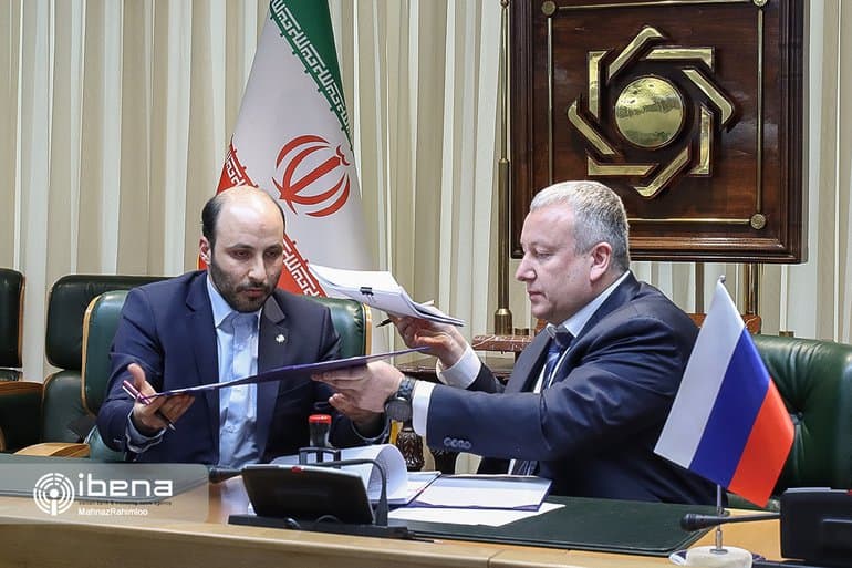 Rusia e Irán lanzan sus propio sistema bancario SWIFT protegido de las sanciones occidentales