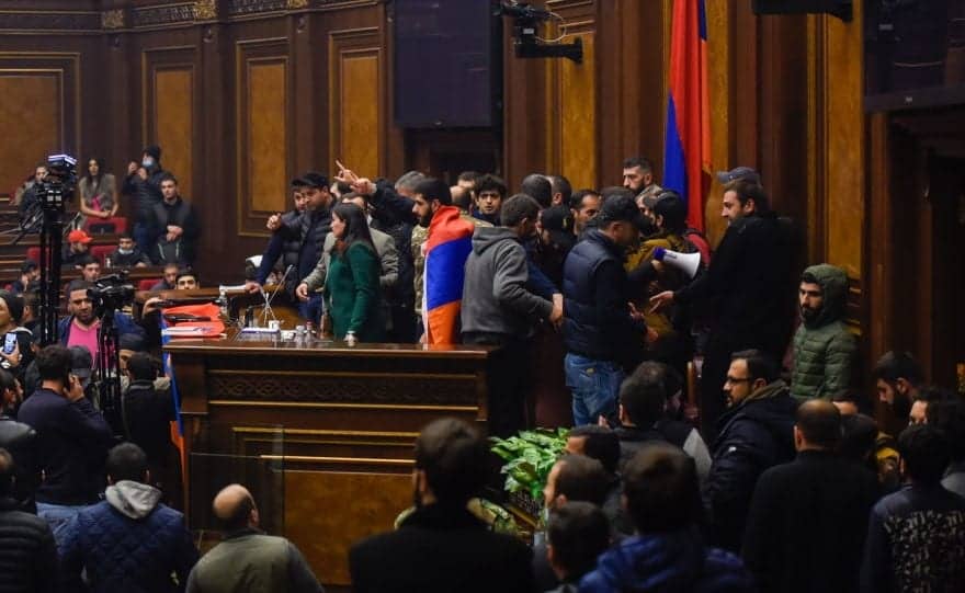 NSS acusa de golpistas a los manifestantes contra el gobierno