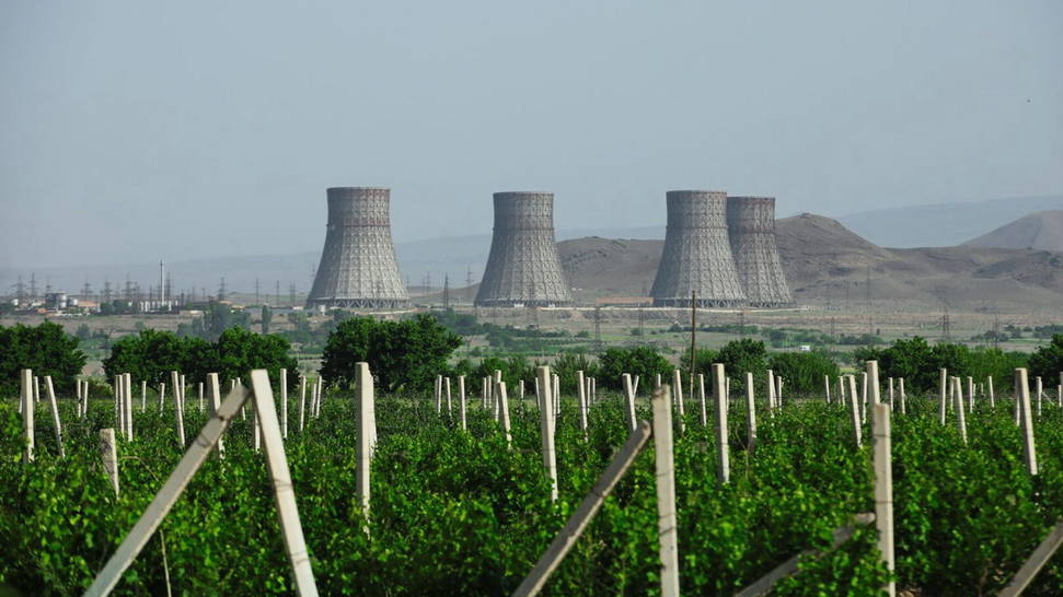 Armenia celebra cumpleaños de su central nuclear