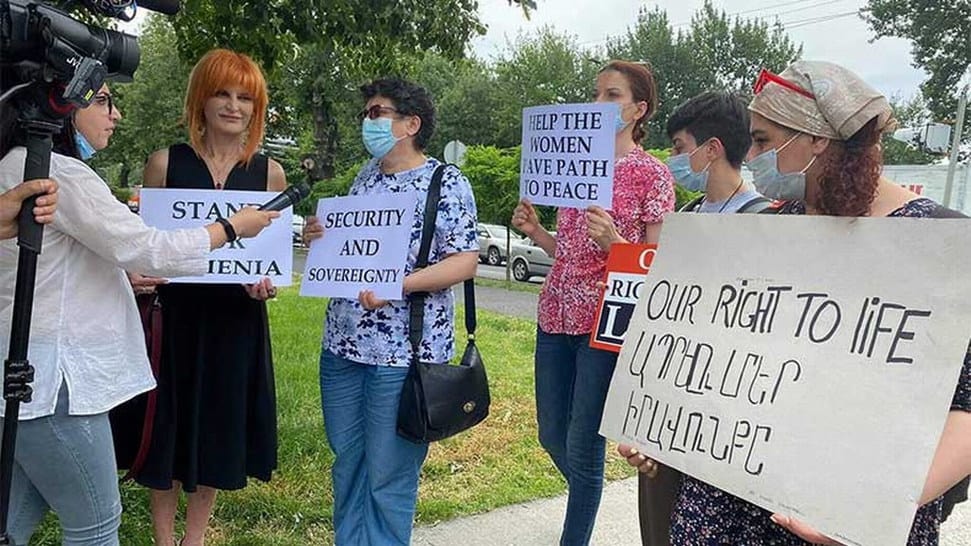 Mujeres de Armenia pide al Gobierno denuncie a Bakú ante la ONU