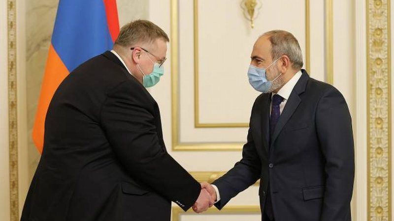 Pashinyan: Azerbaiyán trata de imponer sus puntos de vista