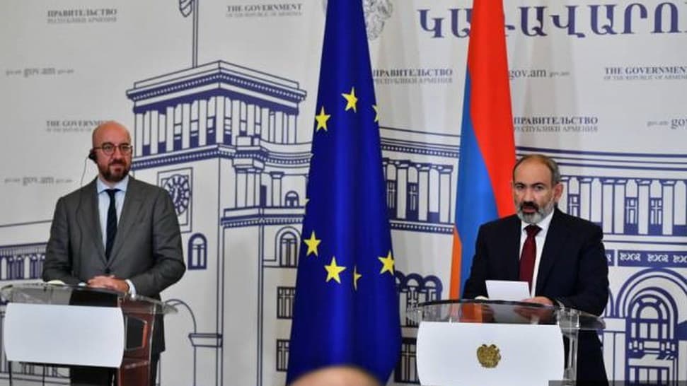 Armenia dice que Azerbaiyán se opuso a reanudar ferrocarril a Rusia