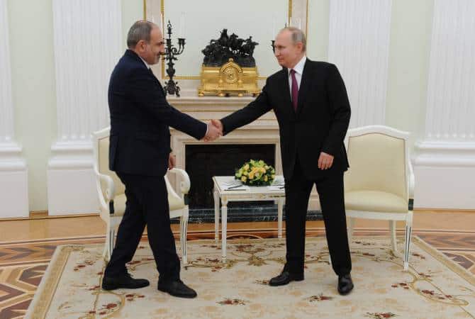 El 11 de enero se celebró una segunda reunión en Moscú tripartita por iniciativa del presidente ruso Vladimir Putin, con la presencia del primer ministro de Armenia Nikol Pashinyan y el presidente de Azerbaiyán Ilham Aliyev.