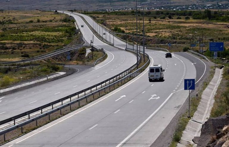 Armenia se retrasa. Sólo uno de los 5 tramos del proyecto Norte-Sur está realmente listo
