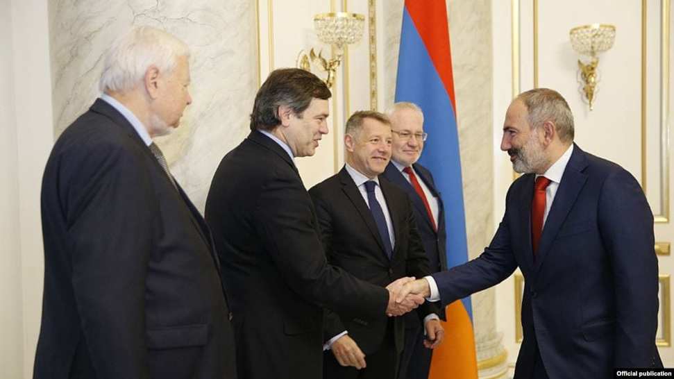 OSCE visita Ereván donde le piden priorice el estatus de Artsaj