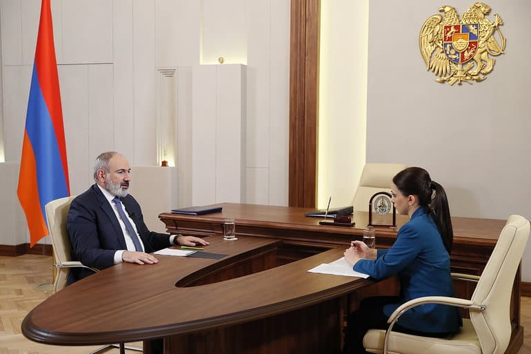 Pashinyán: Si no hay frontera entre Armenia y Azerbaiyán, tampoco hay OTSC