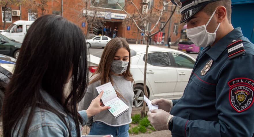 ONG periodísticas armenias denuncian abusos de poder