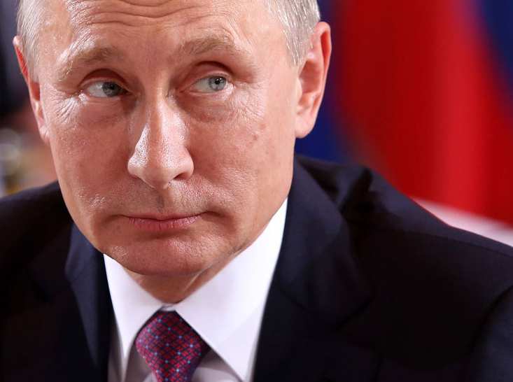 Putin pide un "compromiso" para poner fin al conflicto de Karabaj