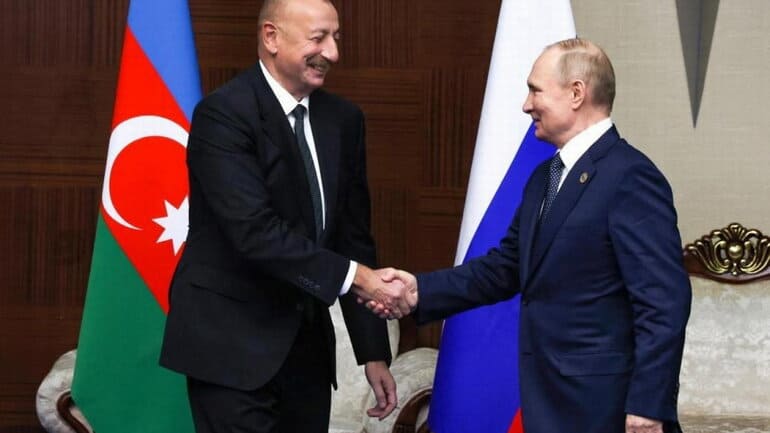 Putin y Aliyev discuten los acuerdos firmados con Armenia para desbloquear el transporte